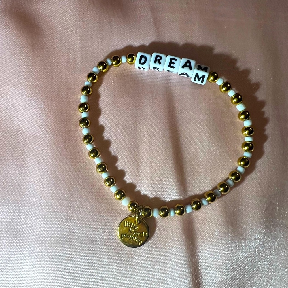 Little Words Project “Dream”